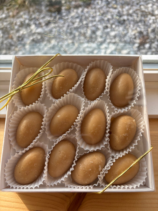 Pure Vermont Maple Candy Easter Egg Gifts, 16-piece Gift Box